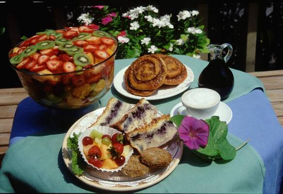 Signe's Heaven Bound Bakery & Cafe