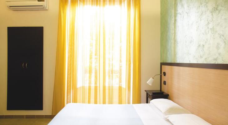 Hotel Pensione Giulia di Francesco De Chirico