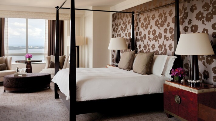 Four Seasons Hotel Miami