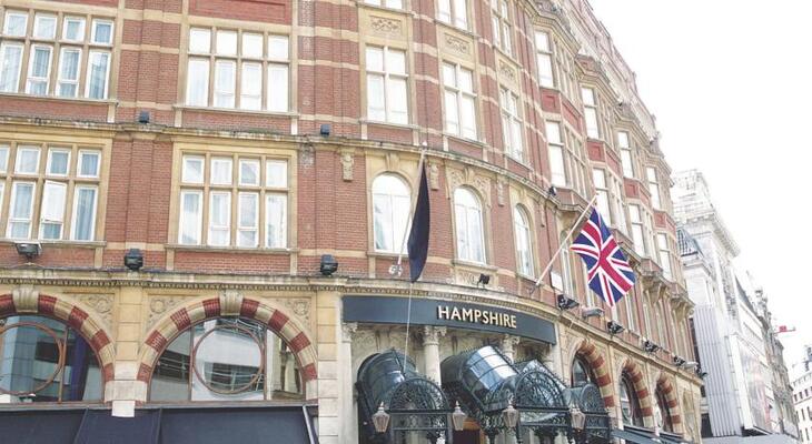 Radisson Blu Edwardian Hampshire Hotel, London