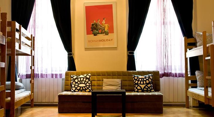 11th Hour Cinema Hostel