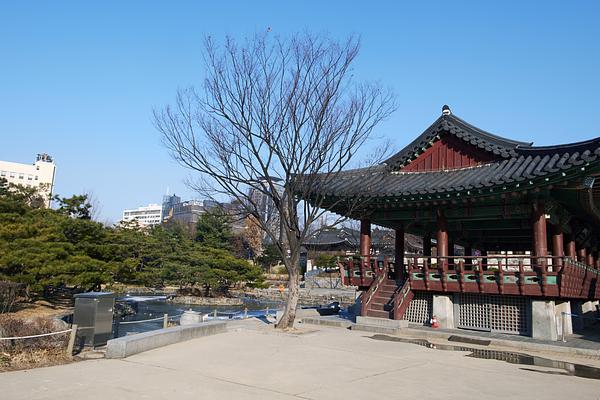 Namsangol Hanok Village