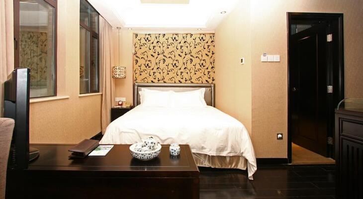 Lujiang Harborview Hotel