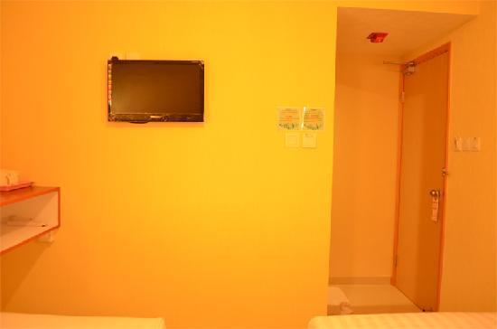 Golden Crown Guesthouse
