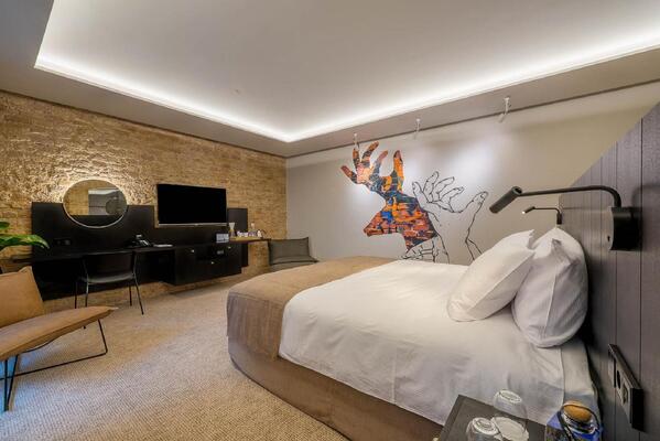 Artagonist Art Hotel