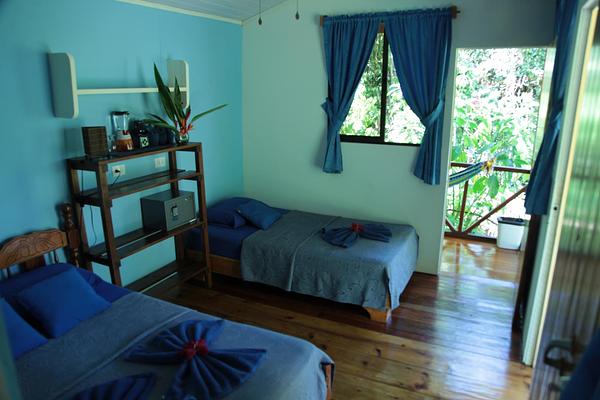Las Caletas Lodge