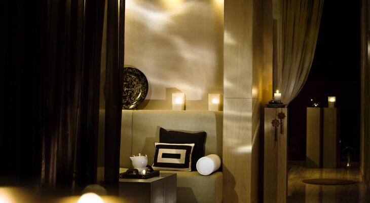 Dubai Marriott Harbour Hotel & Suites