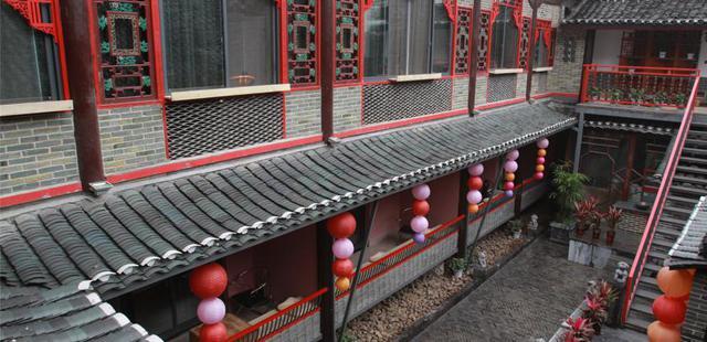 Yangshuo West Street Residence