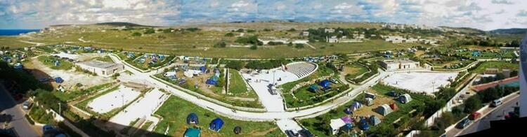 Ghajn Tuffieha Campsite