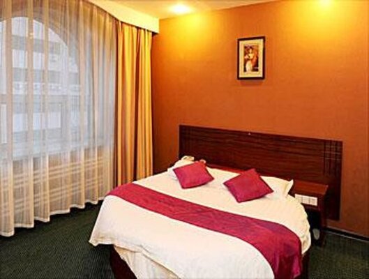 Longmen Grand Hotel