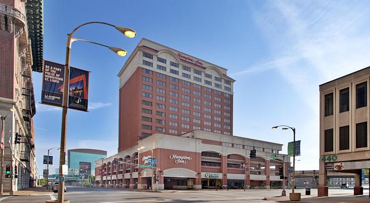 Hampton Inn St. Louis-Downtown (At the Gateway Arch)