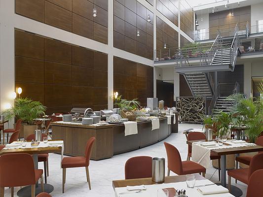 DoubleTree By Hilton Turin Lingotto