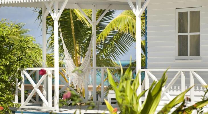 Opoa Beach Hotel