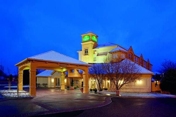 La Quinta Inn & Suites by Wyndham Denver Southwest Lakewood