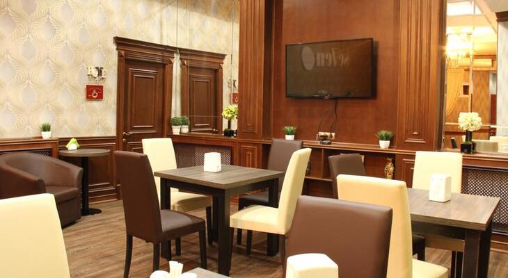 Seven Inn Boutique Hotel
