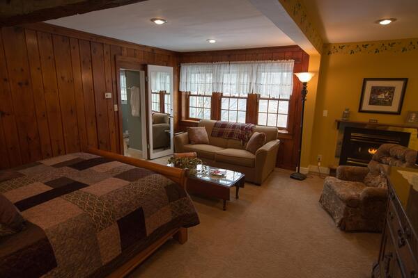 Genesee Country Inn Bed and Breakfast