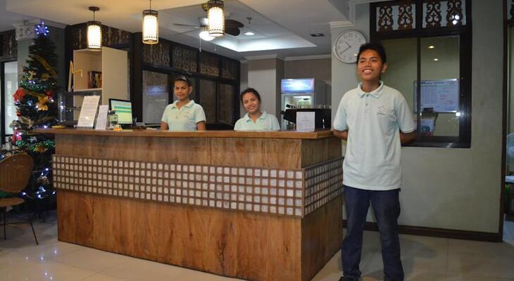 Makabata Guesthouse & Cafe