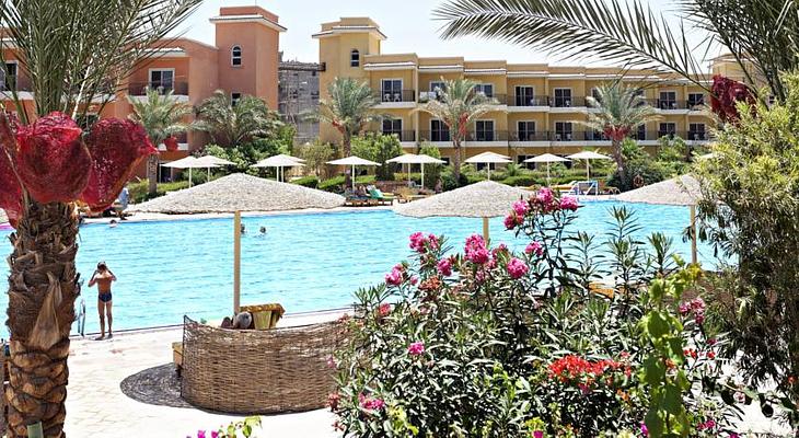 Three Corners Sunny Beach Resort