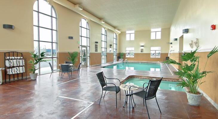 Oxford Suites Boise