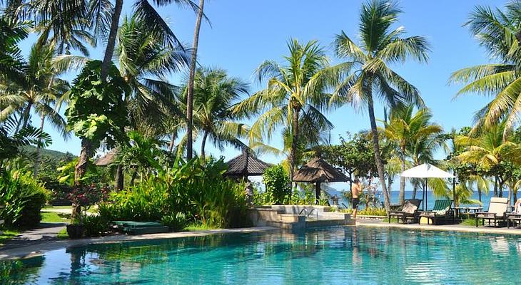 Candi Beach Resort & Spa