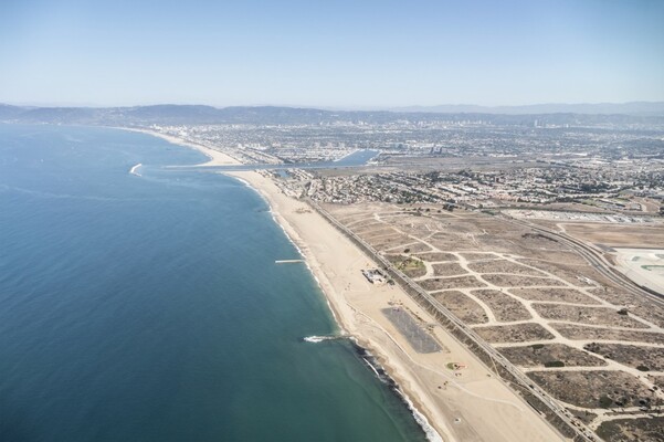 Dockweiler State Beach