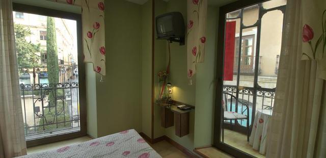 Hostal Concejo