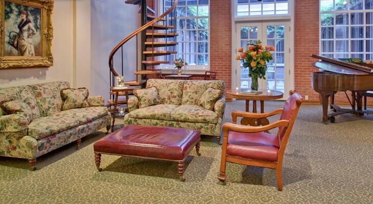 Etta's Place