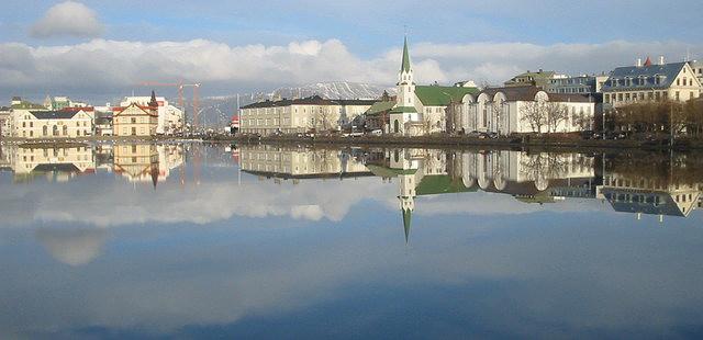 Lake Tjornin