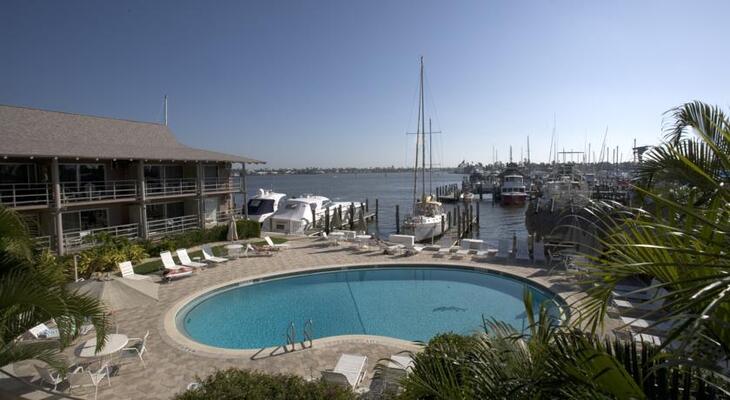 Cove Inn on Naples Bay
