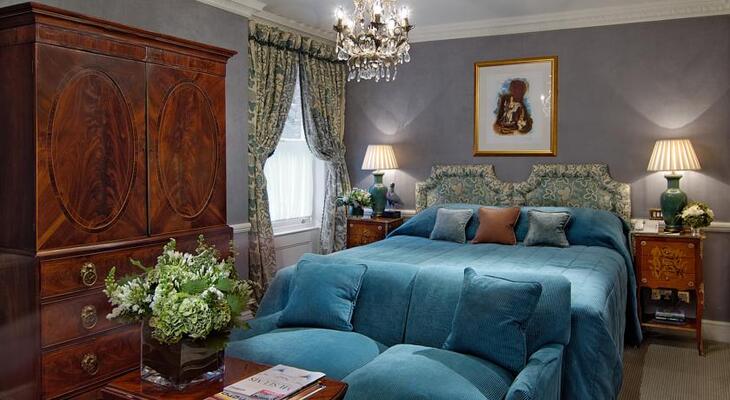 The Egerton House Hotel