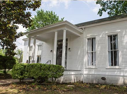 Slave Haven / Burkle Estate Museum