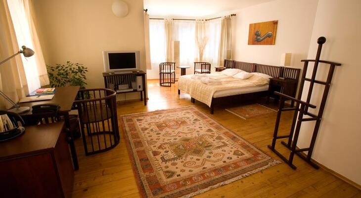 Domus Henrici Boutique Hotel
