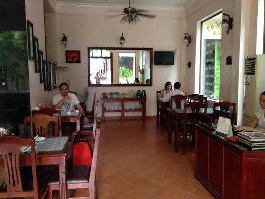 Holiday Diamond Hotel