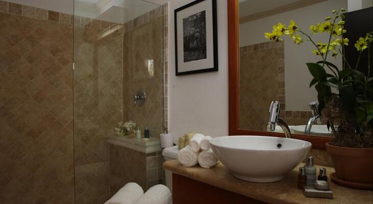 Silver Point Hotel
