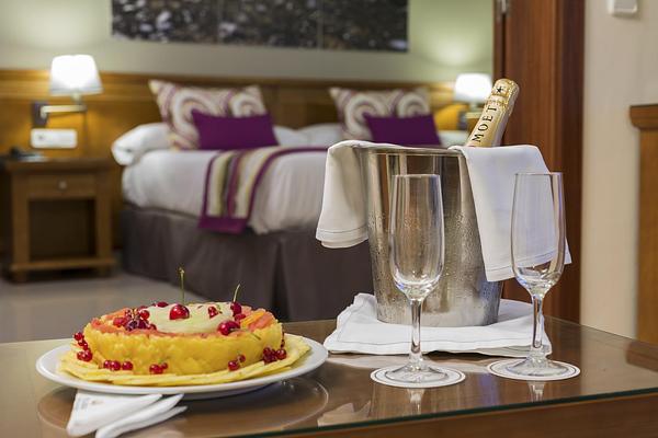 Grand Palladium Palace Ibiza Resort & Spa