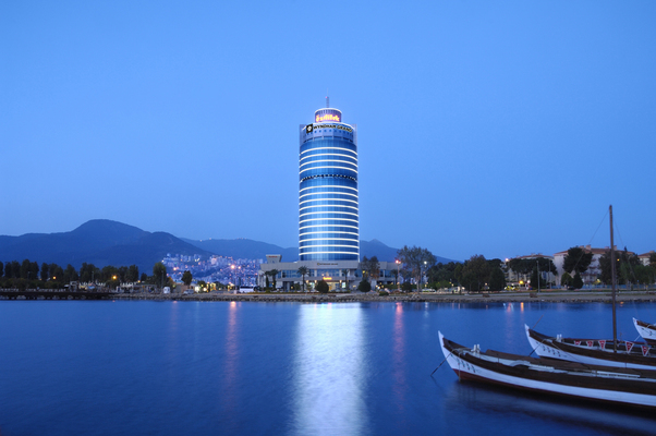 Wyndham Grand I??zmir Ozdilek Thermal & Spa