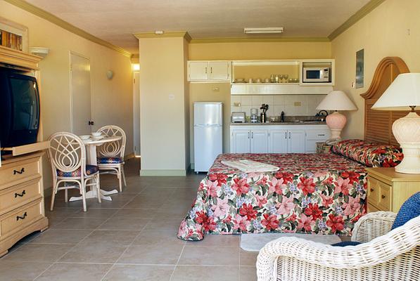 Golden Sands Hotel
