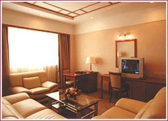Dongfang Zhixing Hotel