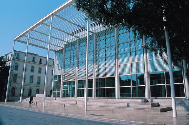 Carre d'Art/Musee d'Art Contemporain