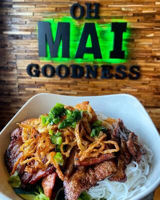 Mai's Restaurant