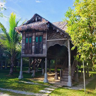 Kunang Kunang Heritage Villa