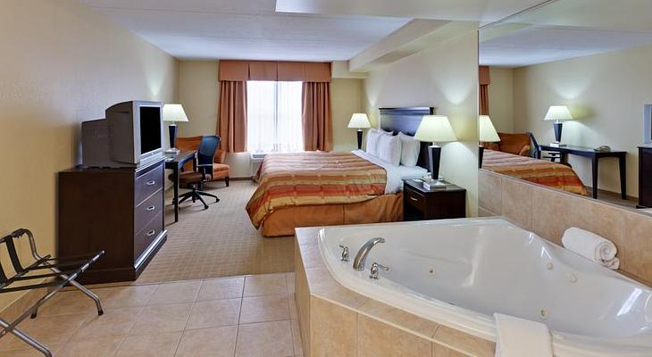 Country Inn & Suites by Radisson, Niagara Falls, ON