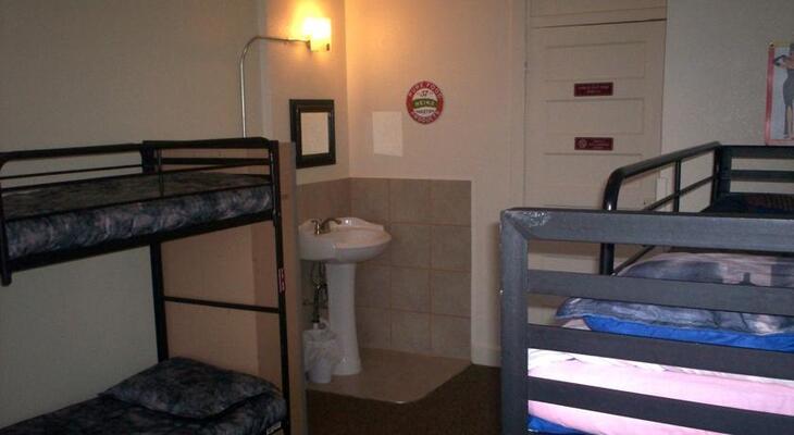 11th Avenue Hostel