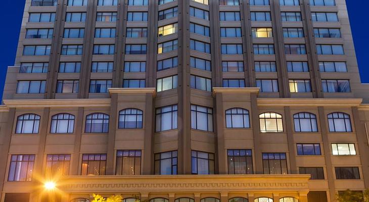 The Lofton Hotel Minneapolis, Tapestry Collection by Hilton