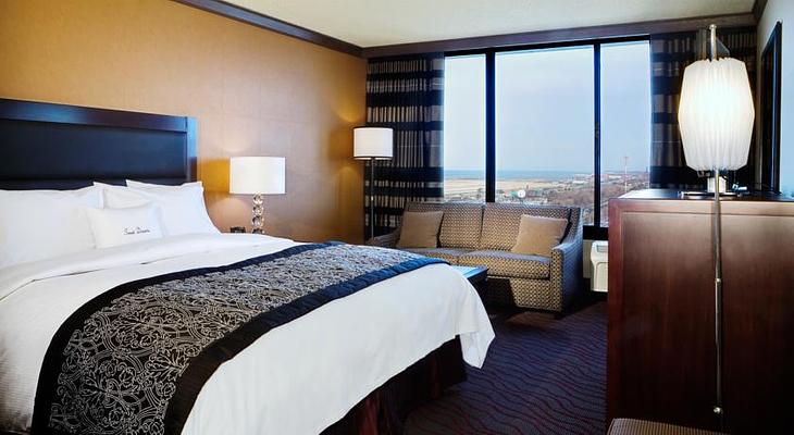 DoubleTree by Hilton Hotel Cleveland Downtown - Lakeside