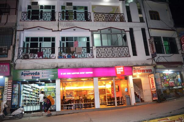 Hotel Surya laxmanjhula rishikesh