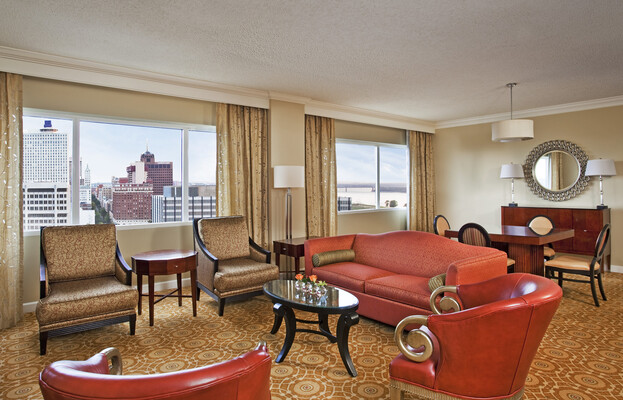 Sheraton Memphis Downtown Hotel
