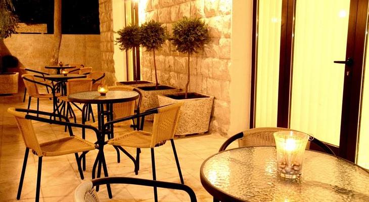 Jabal Amman Hotel (Heritage House)