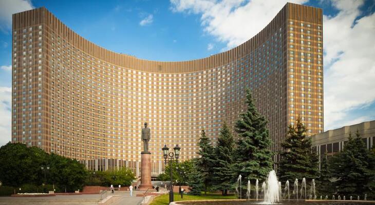 Hotel Cosmos