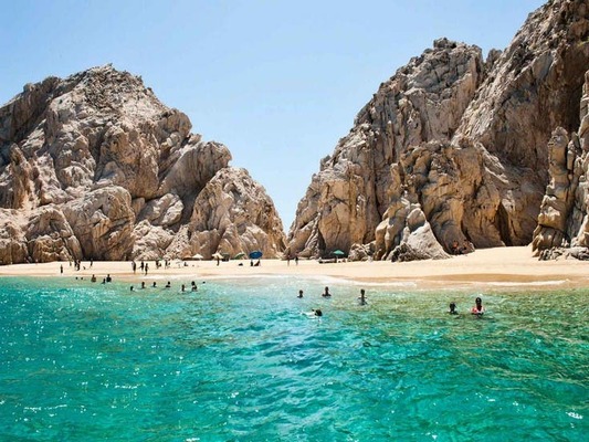 Playa de los Amantes